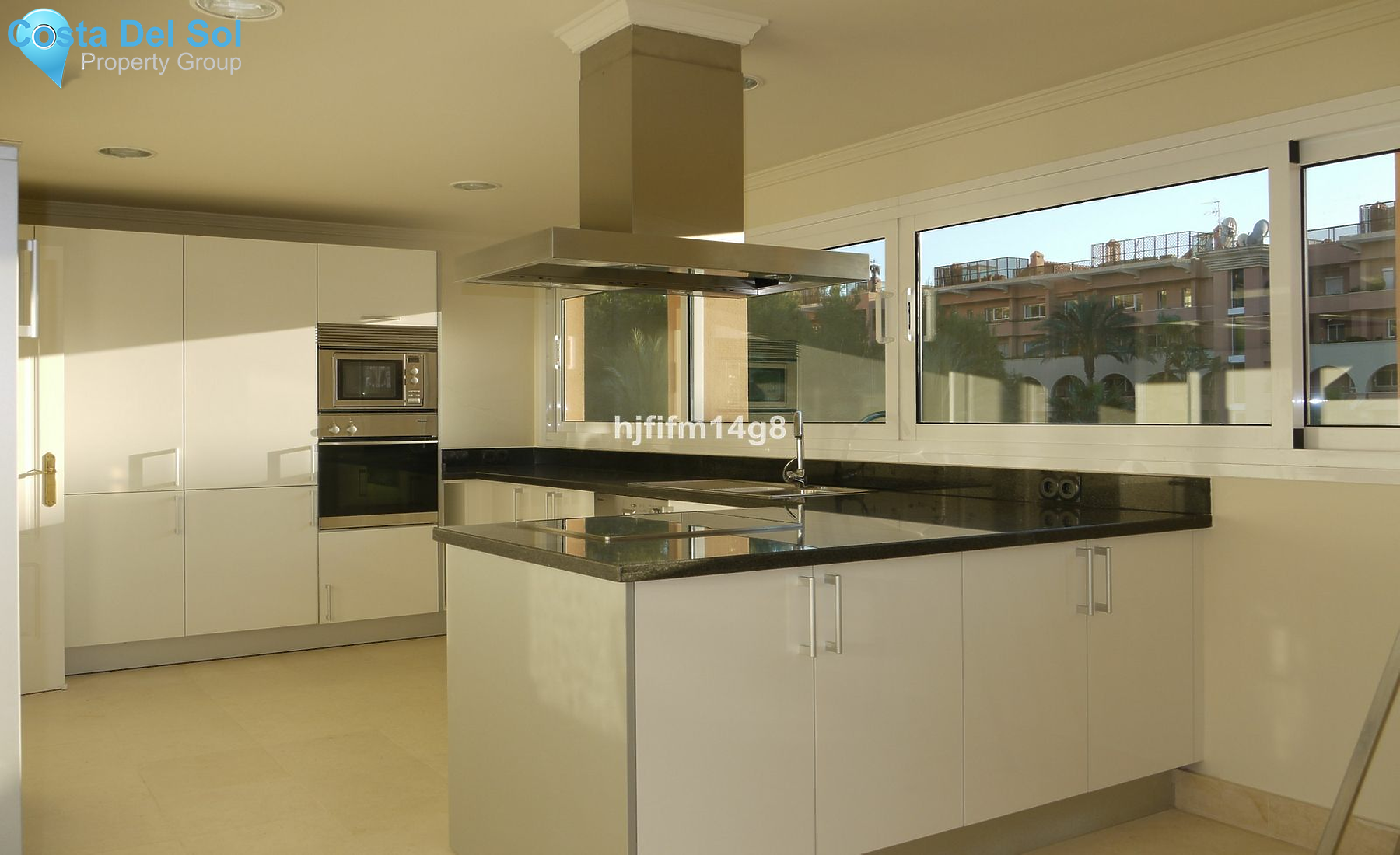 Penthouse in Nueva Andalucía-1148364