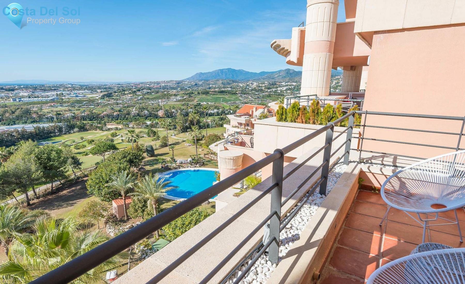 Penthouse in Nueva Andalucía-1157116