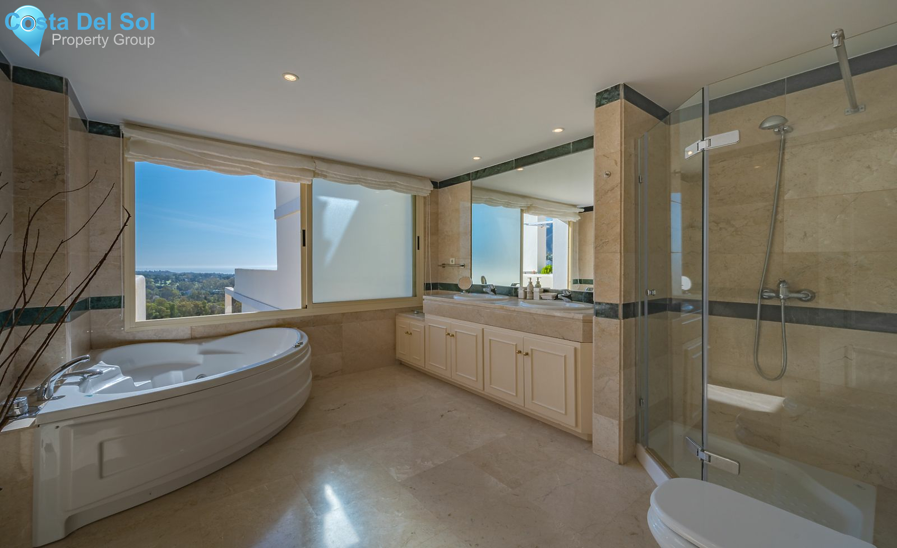 Penthouse in Nueva Andalucía