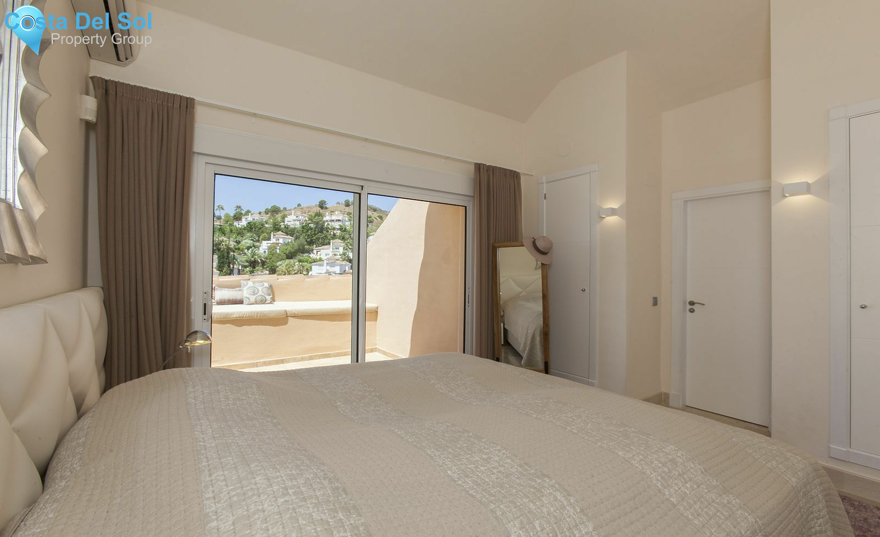 Penthouse in Nueva Andalucía-1387108