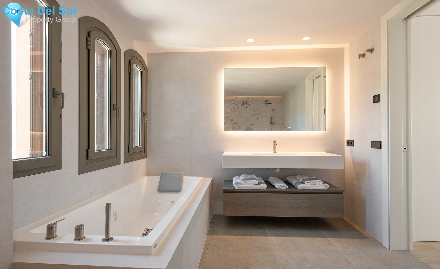 Penthouse in Nueva Andalucía-1446000