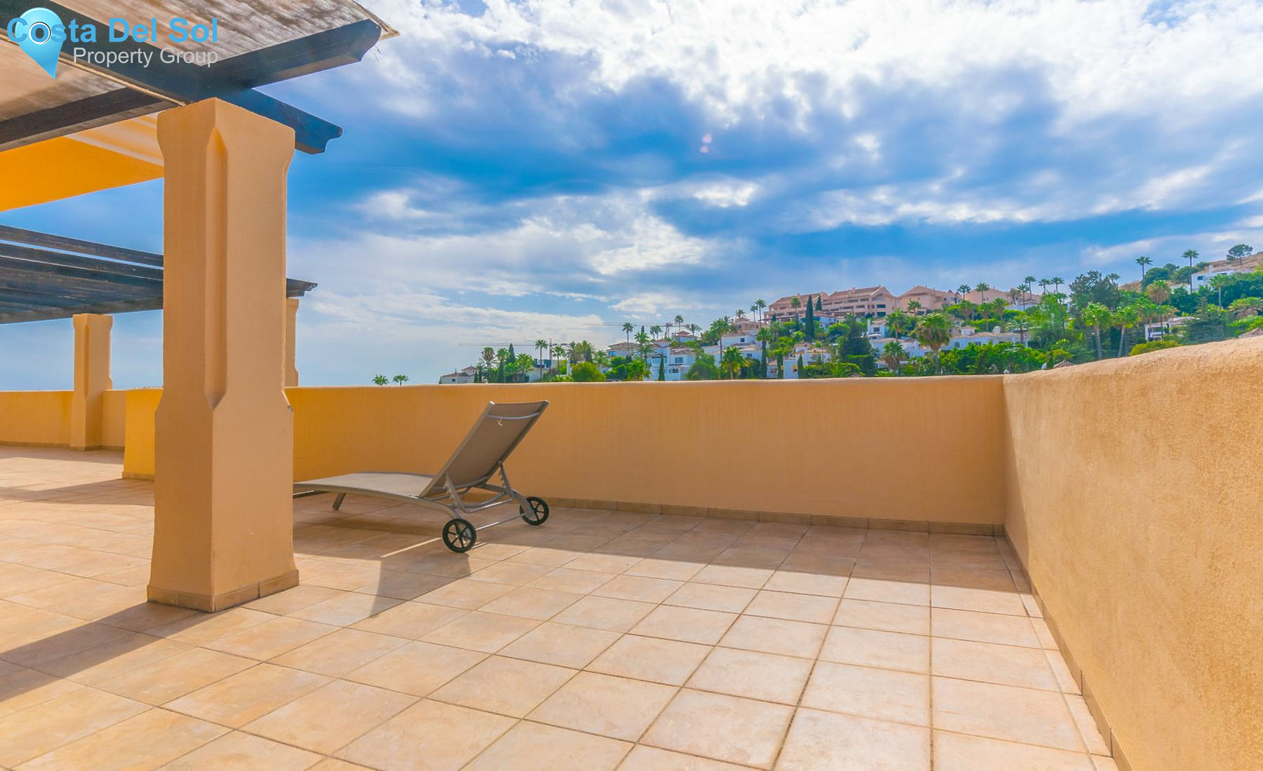 Penthouse in Nueva Andalucía-1551309