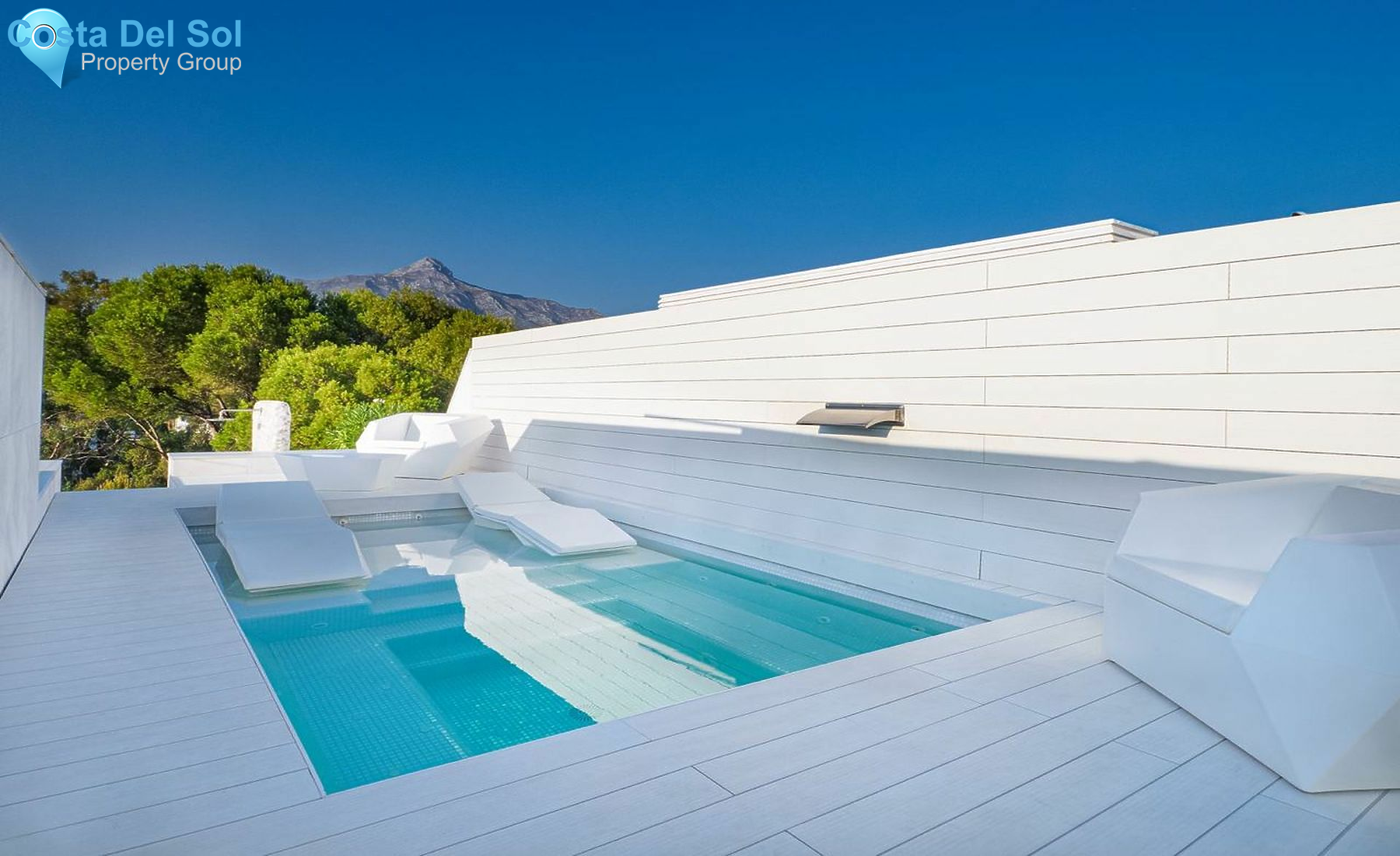 Penthouse in Nueva Andalucía-1551677