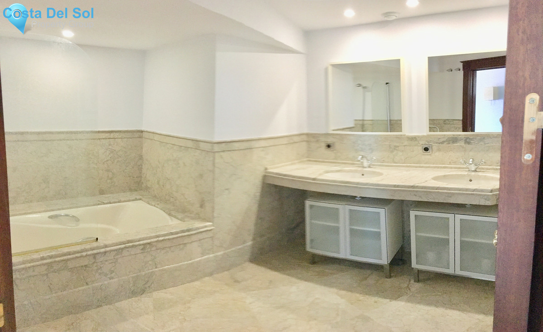 Penthouse in San Pedro de Alcántara-1510543