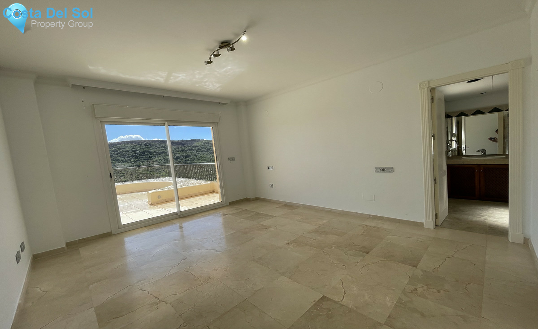Penthouse in San Roque-1538509