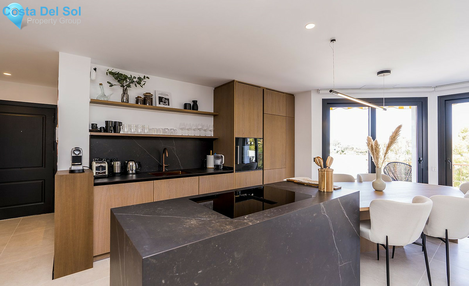 Penthouse in The Golden Mile-1274759