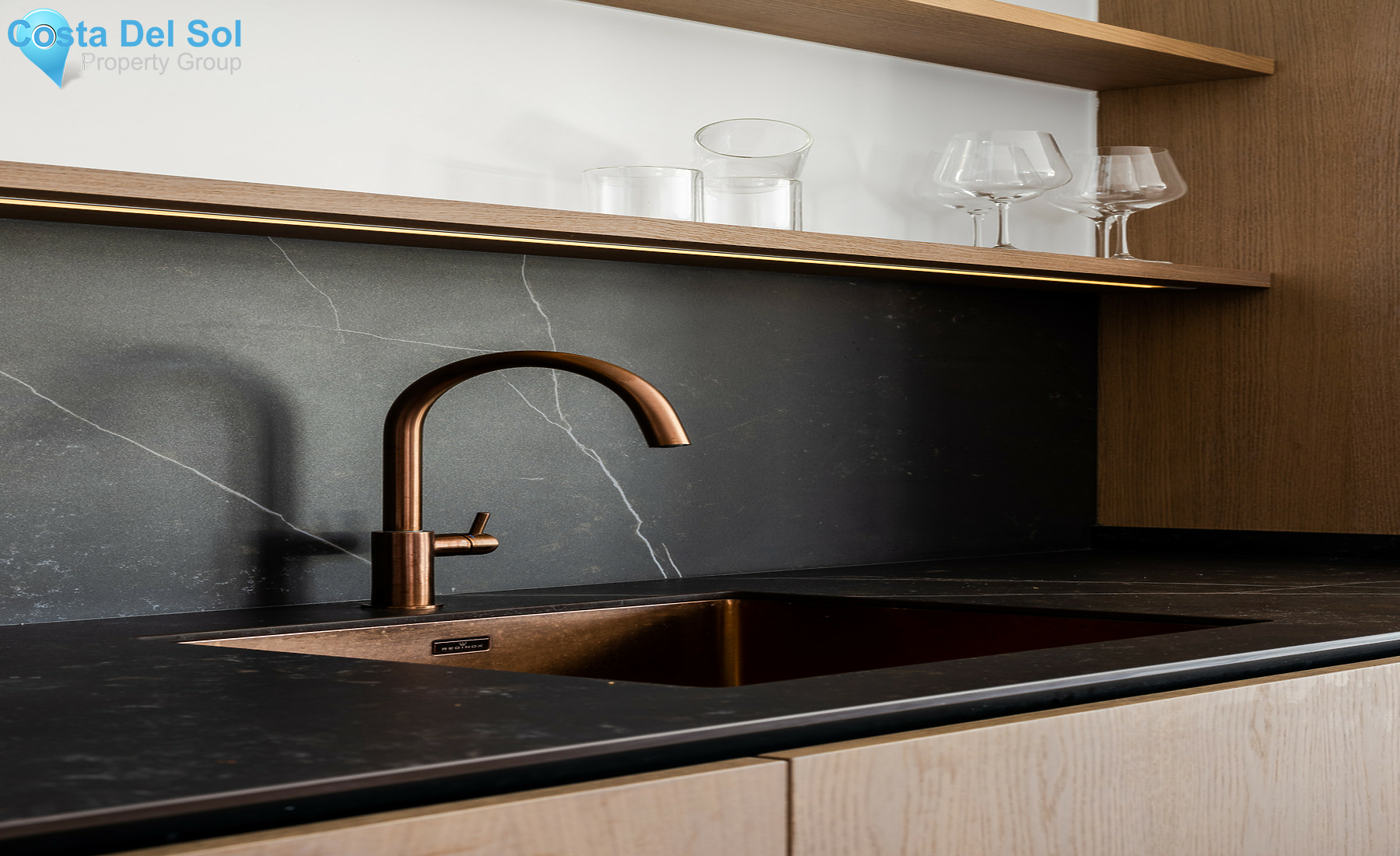 Penthouse in The Golden Mile-1415940