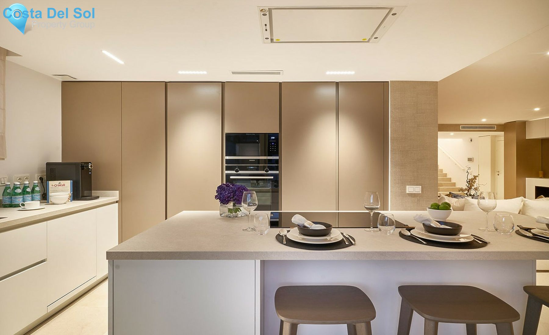 Penthouse in The Golden Mile-1508187