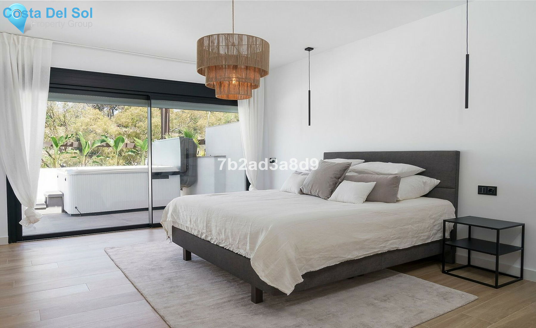 Penthouse in The Golden Mile-1509141