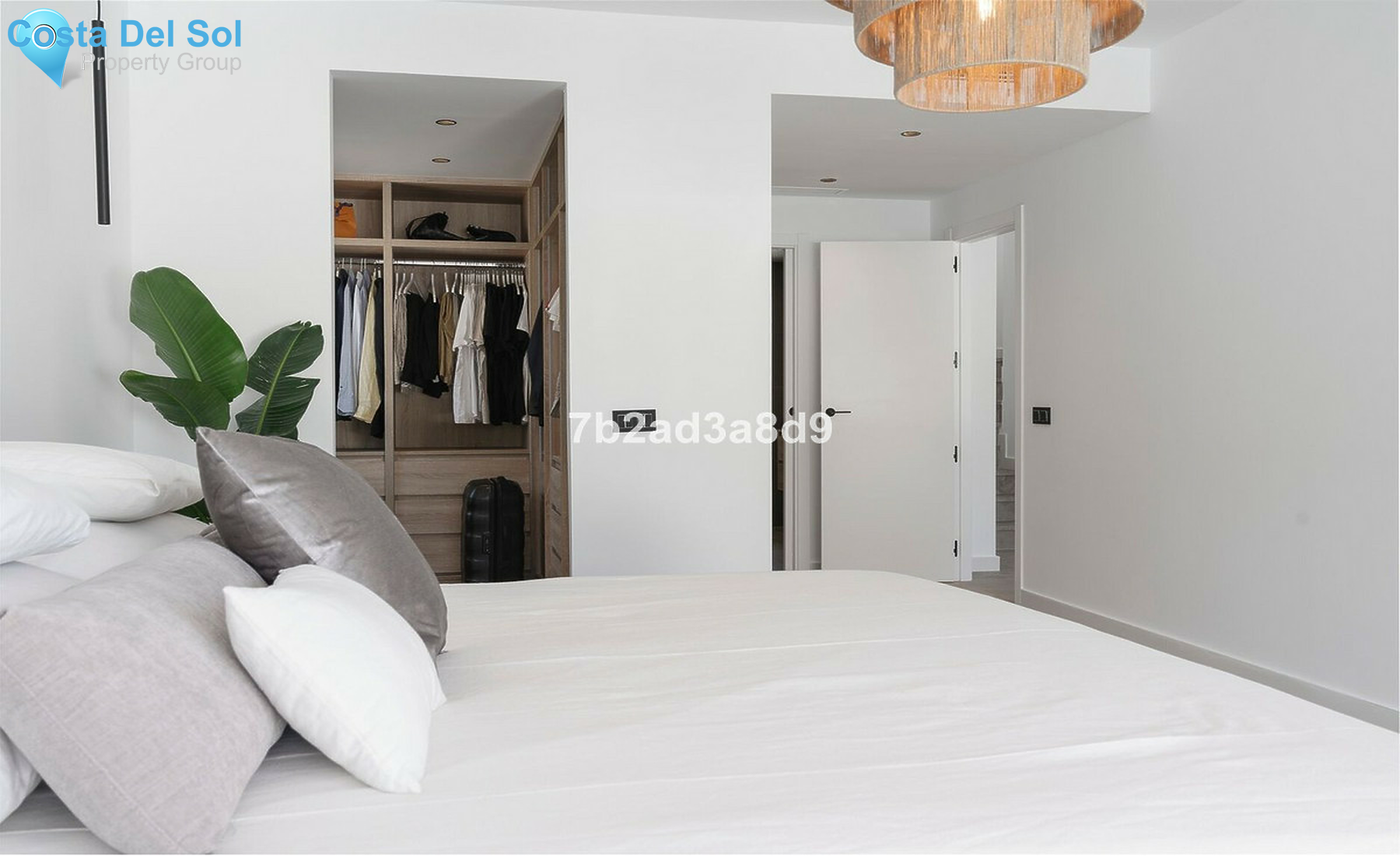 Penthouse in The Golden Mile-1509143