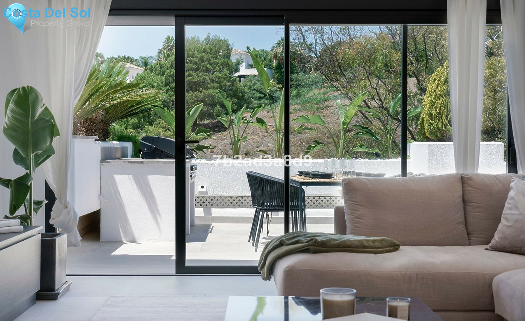 Penthouse in The Golden Mile-1509133