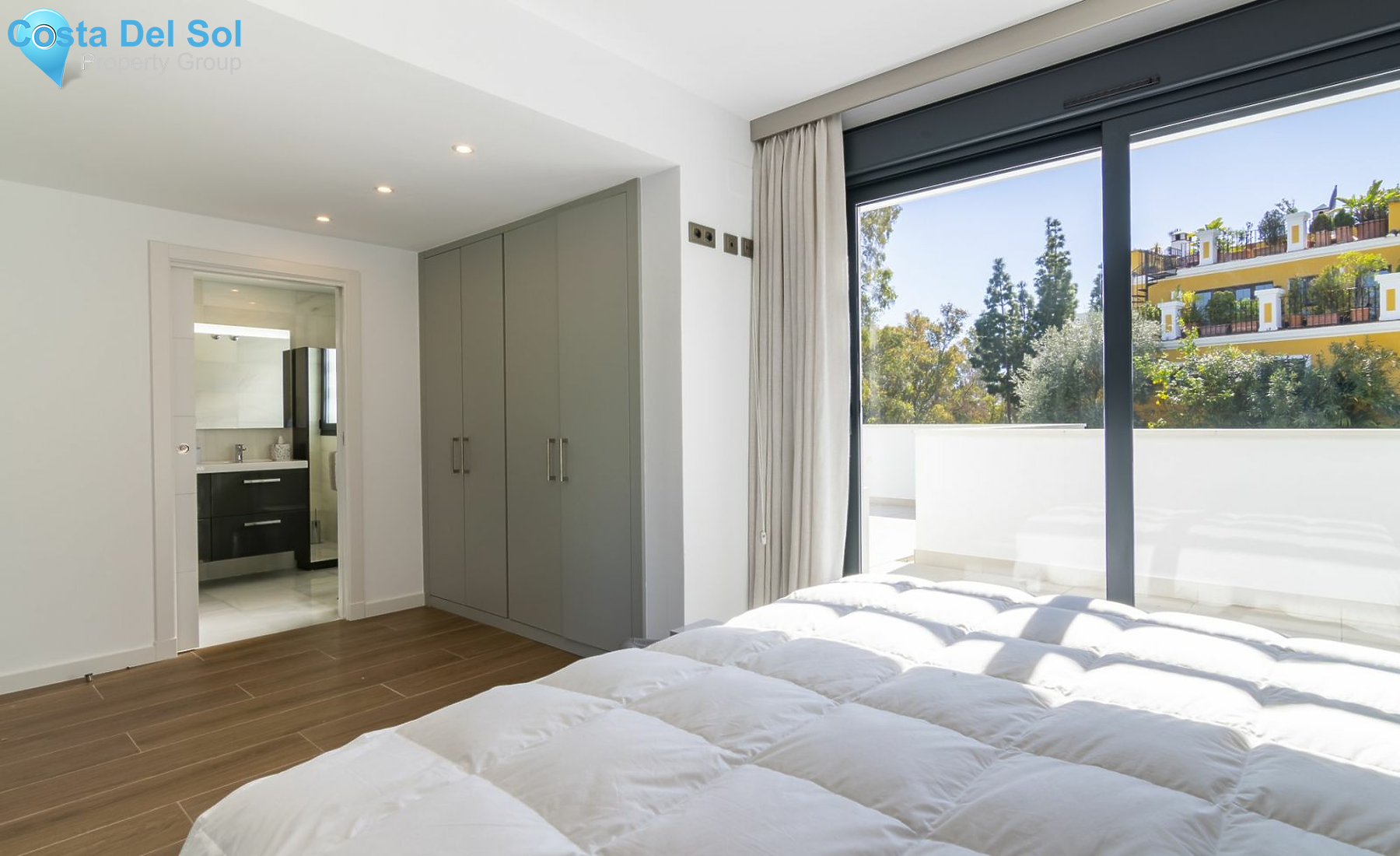 Penthouse in The Golden Mile-1149799