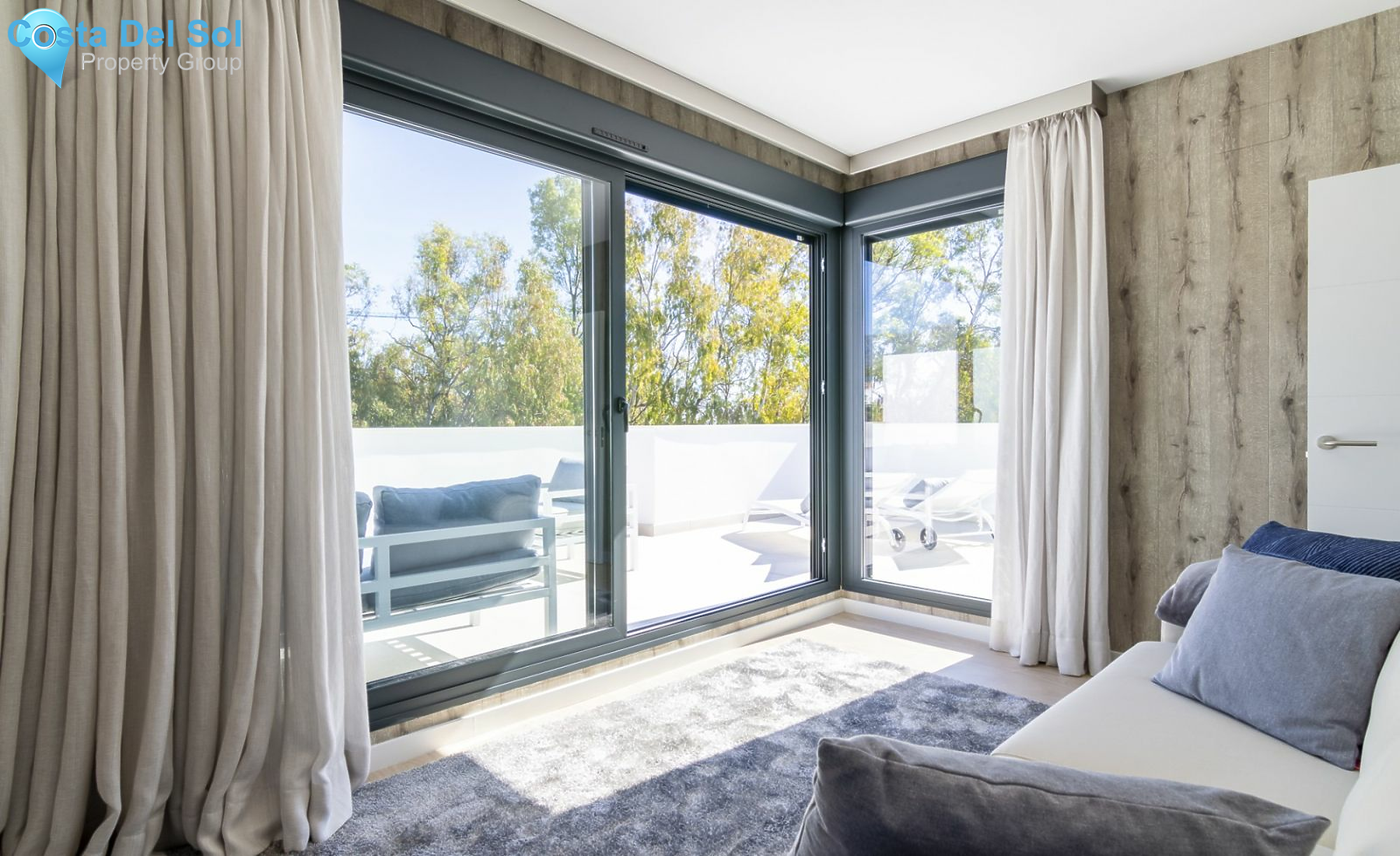 Penthouse in The Golden Mile-1149804