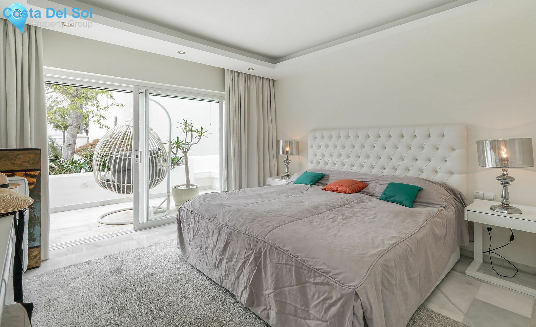 Penthouse in The Golden Mile-1168767