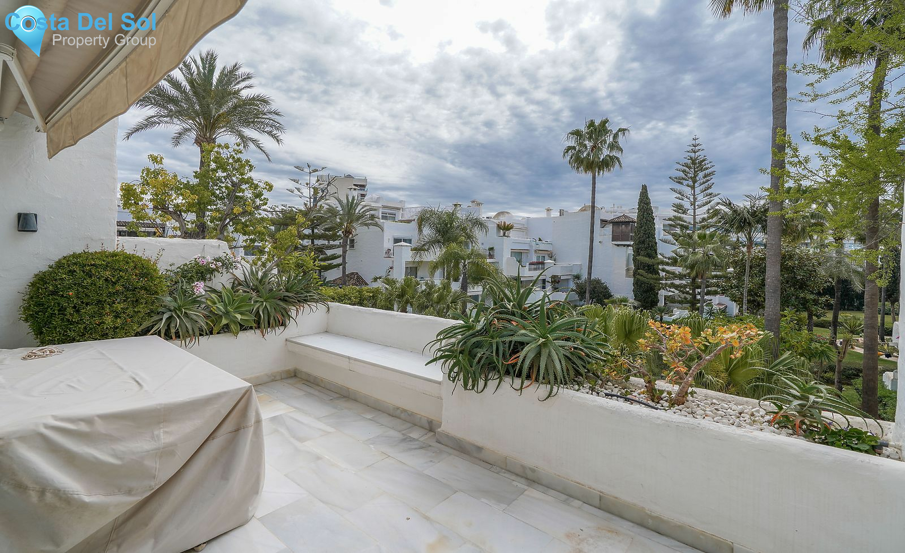 Penthouse in The Golden Mile-1168762