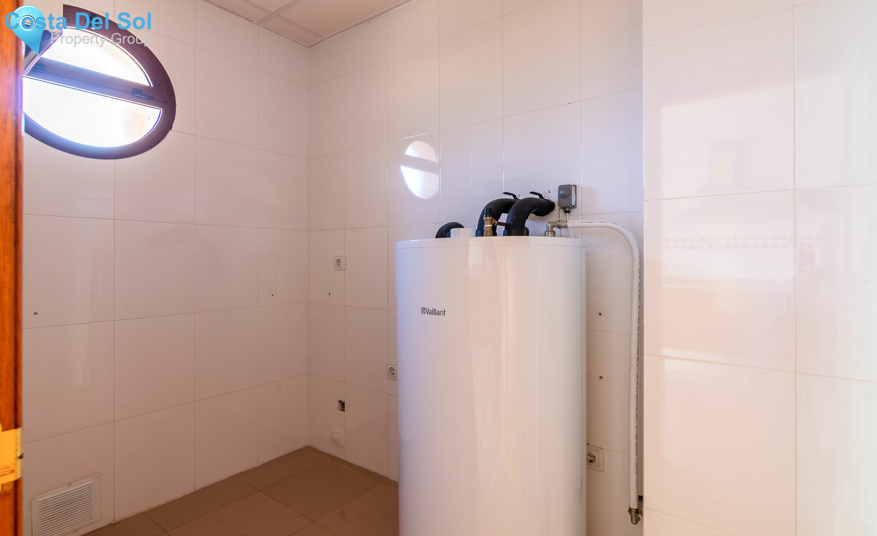 Penthouse in The Golden Mile-1210543