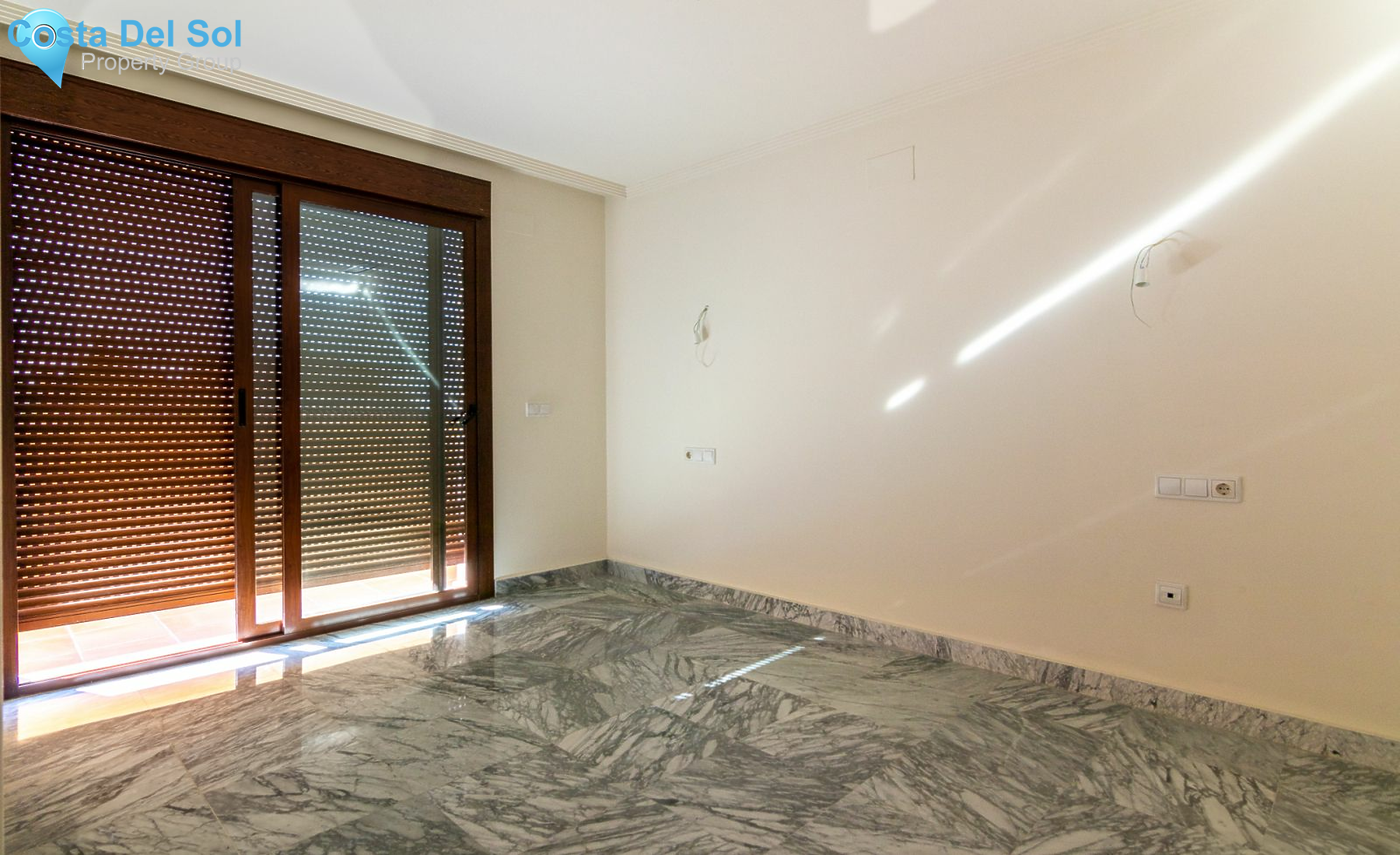 Penthouse in The Golden Mile-1210549