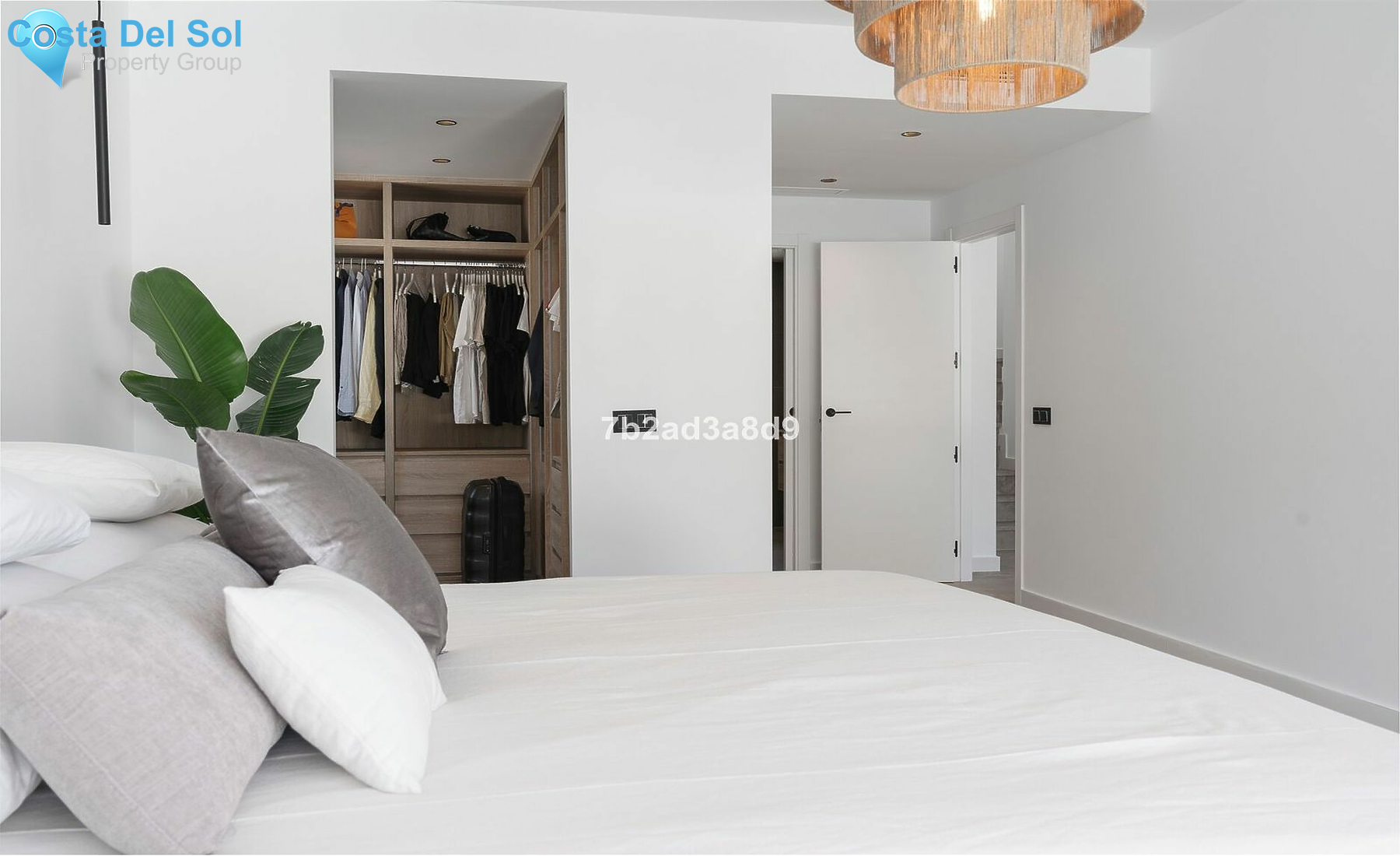 Penthouse in The Golden Mile-1466673