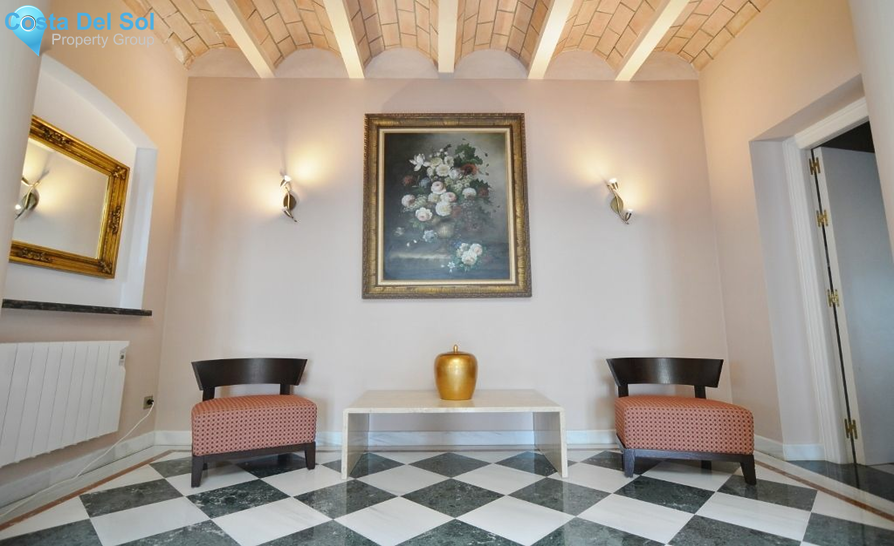 Detached Villa in The Golden Mile-1471287