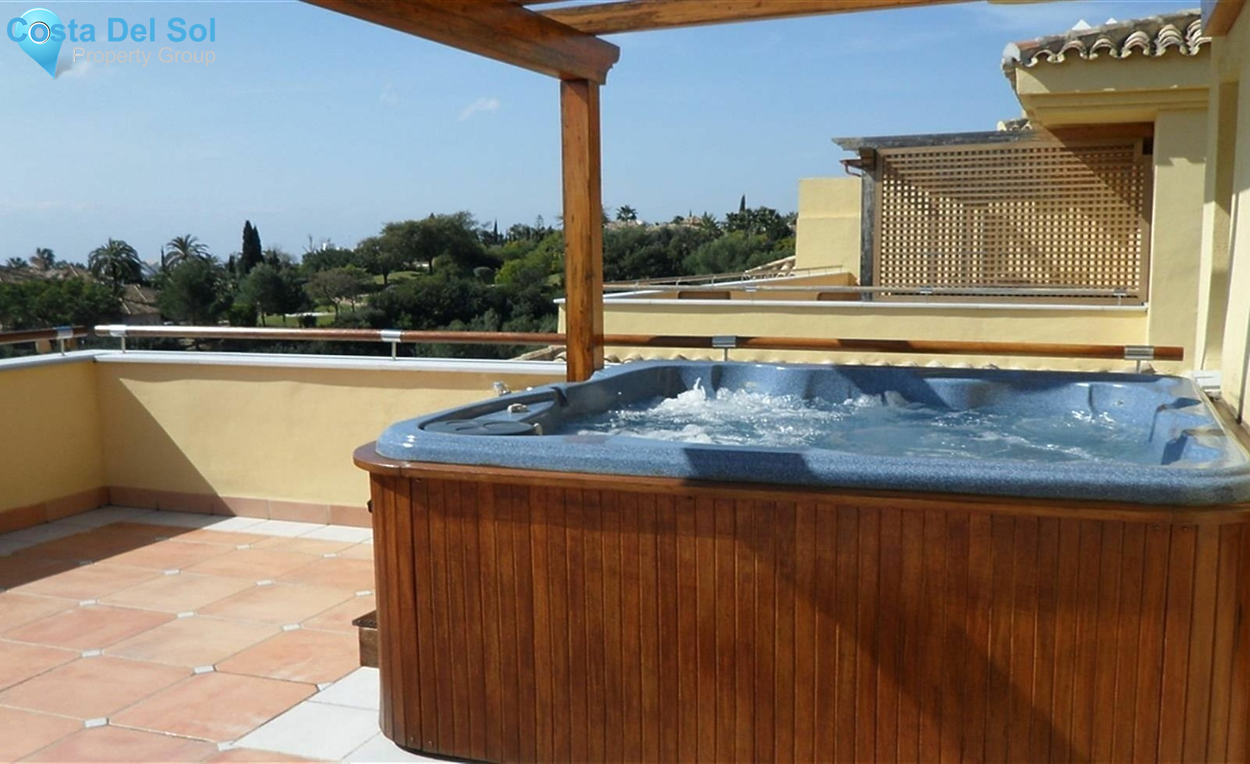 Penthouse in The Golden Mile-1497509