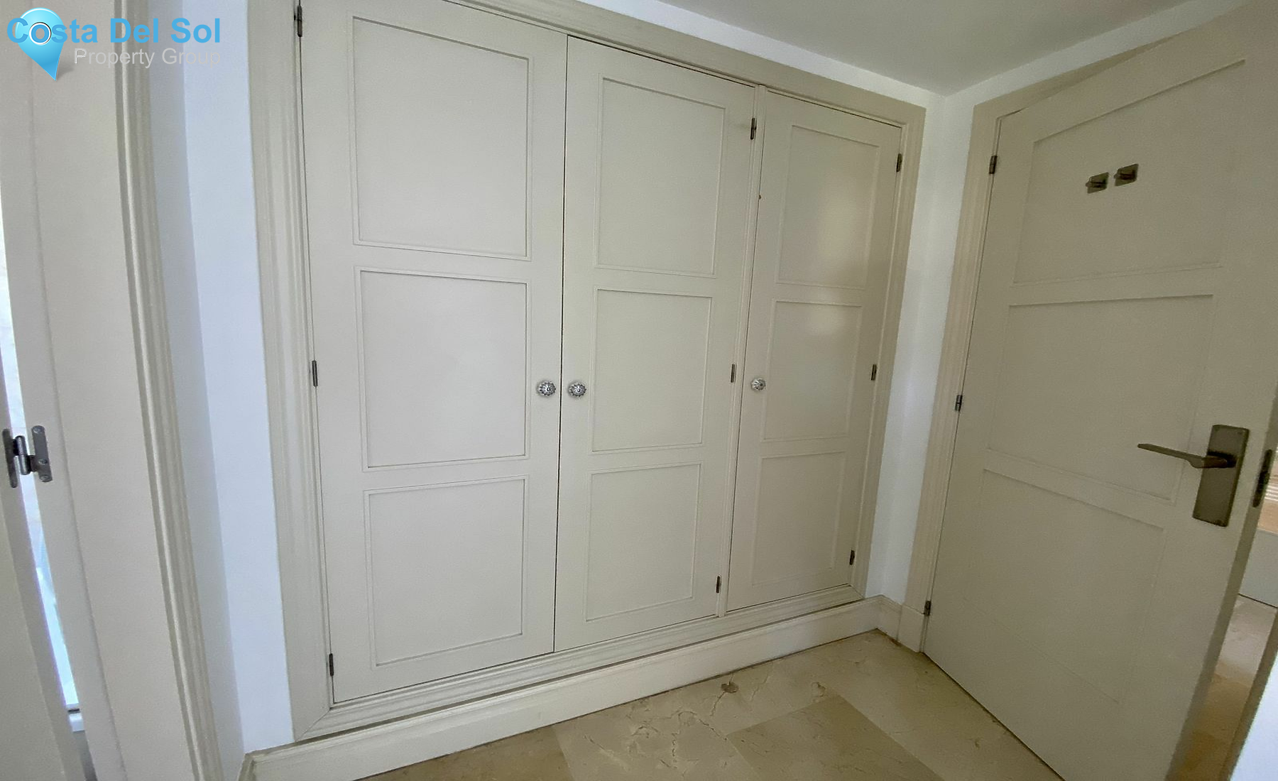 Penthouse in The Golden Mile-1531364