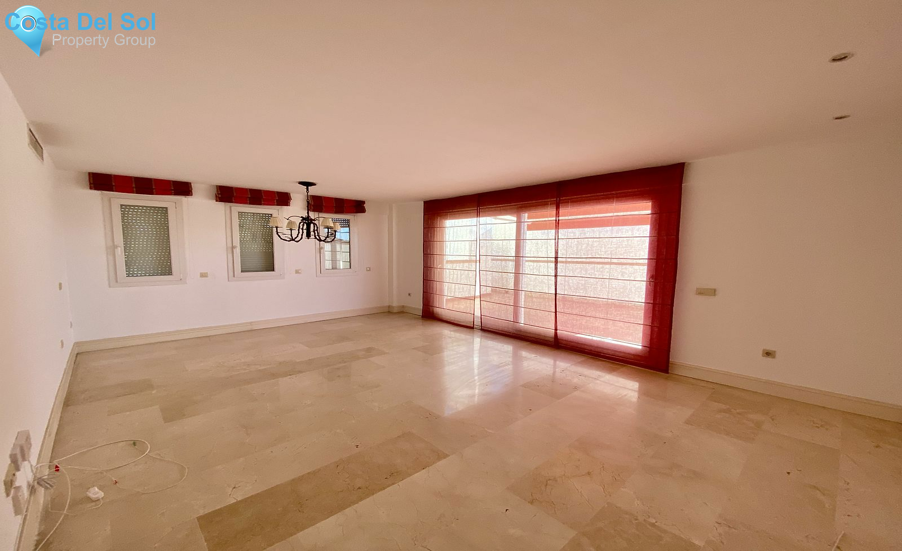 Penthouse in The Golden Mile-1531352