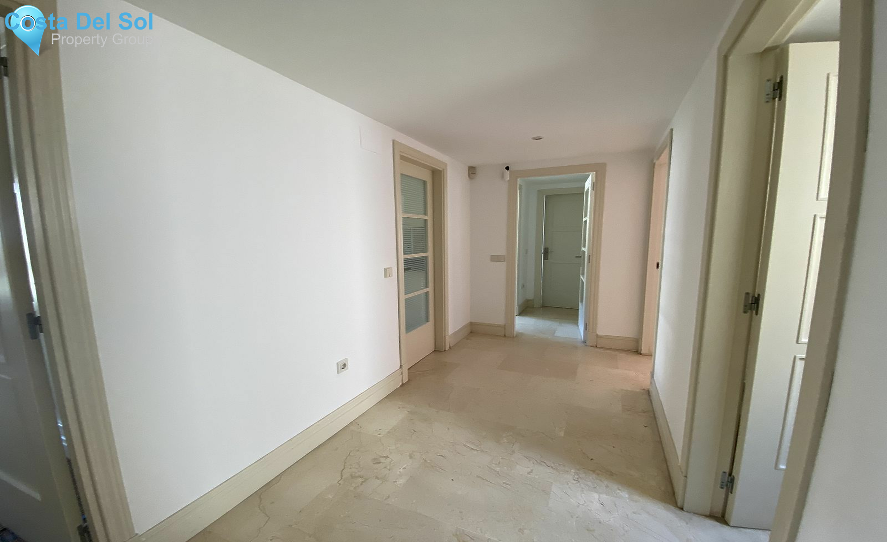 Penthouse in The Golden Mile-1531356