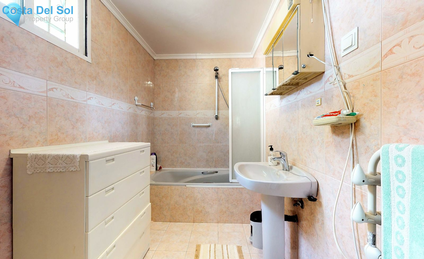 Restaurant in El Coto-1232214