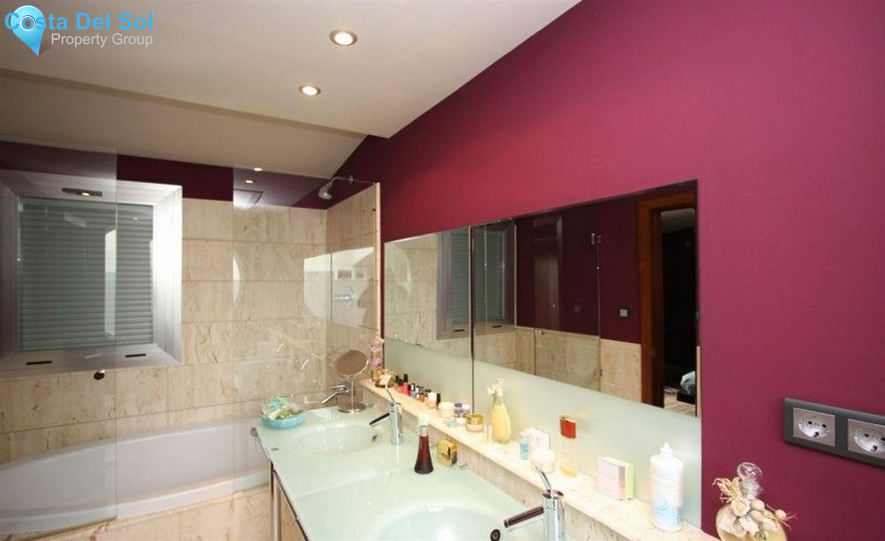 Restaurant in Nueva Andalucía-1432126