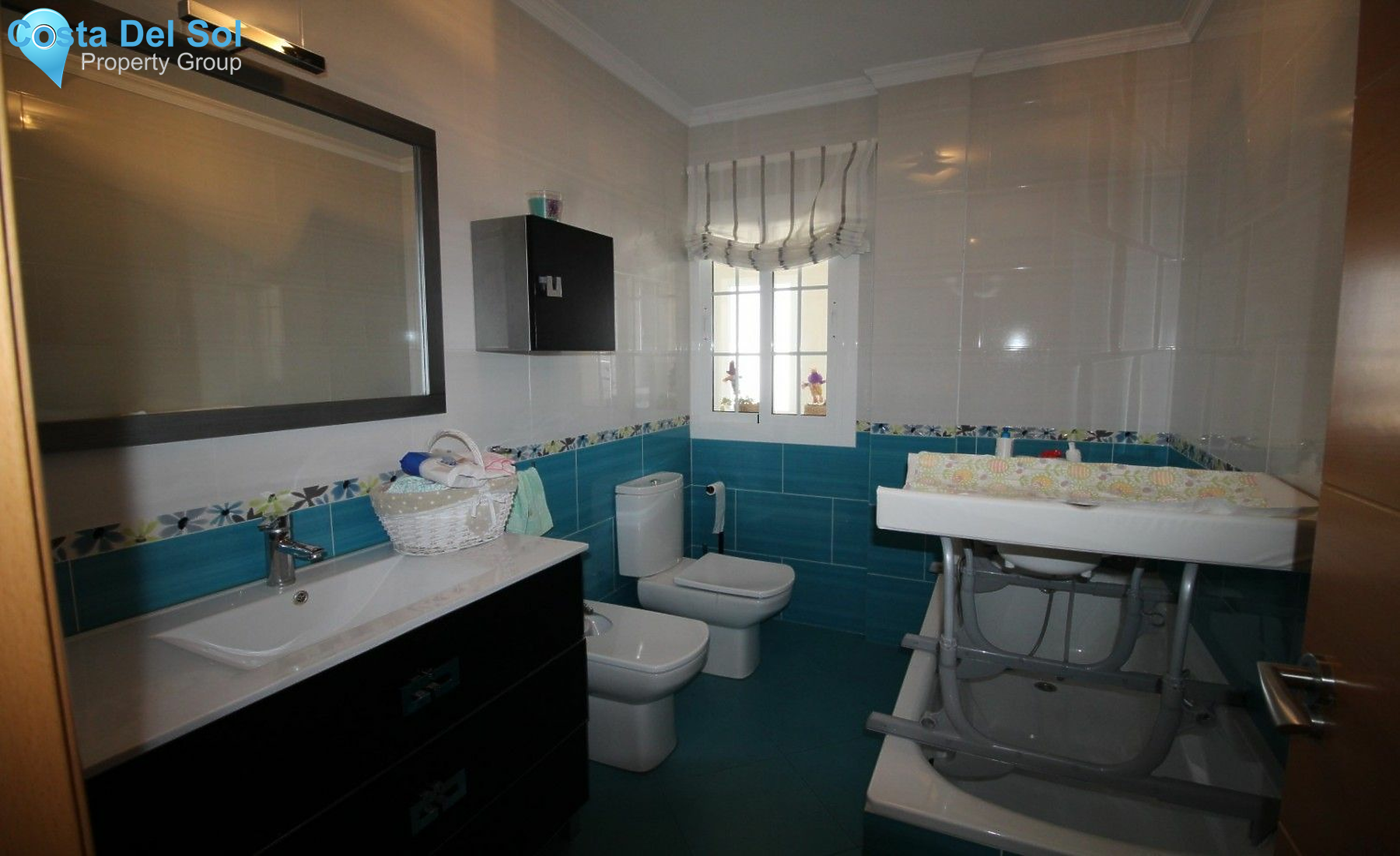 Semi-Detached House in Alcaucín-1400873