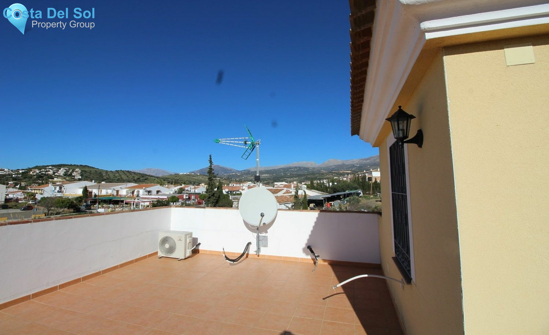 Semi-Detached House in Alcaucín-1400878
