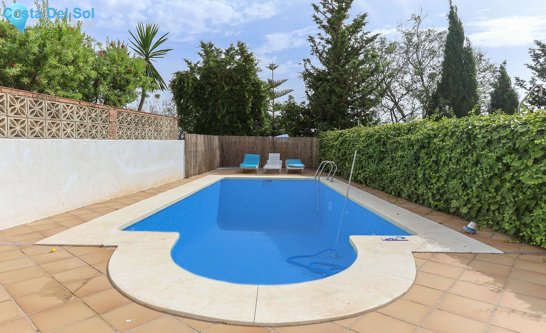 Semi-Detached House in Alhaurín de la Torre-1251005