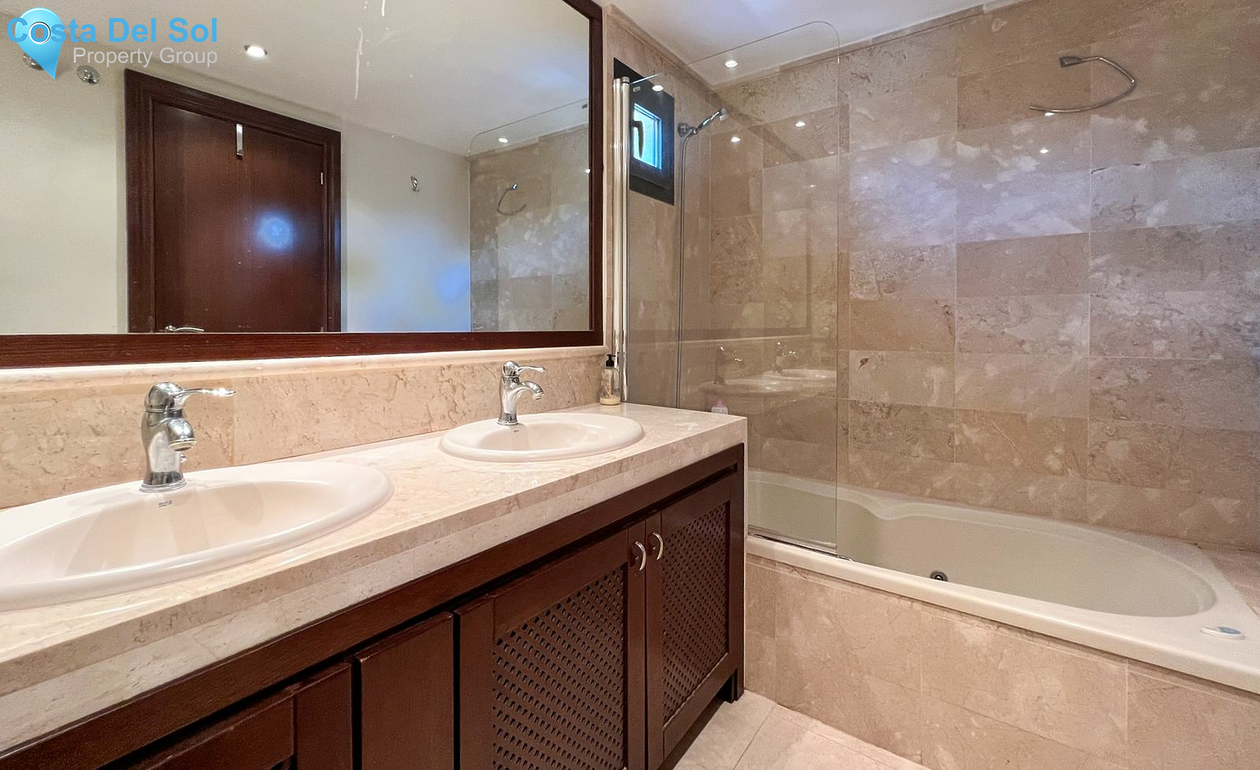 Semi-Detached House in Benahavís-1425979