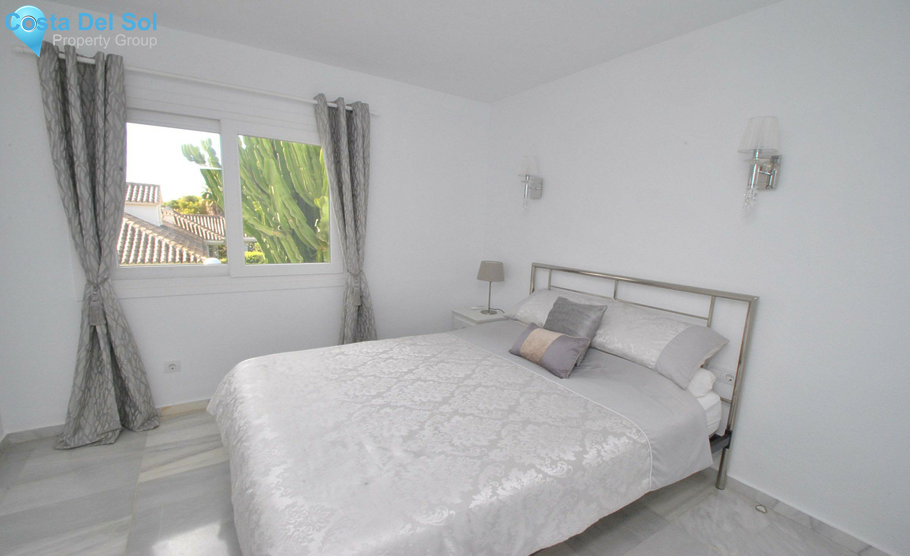 Semi-Detached House in Calahonda-1256197