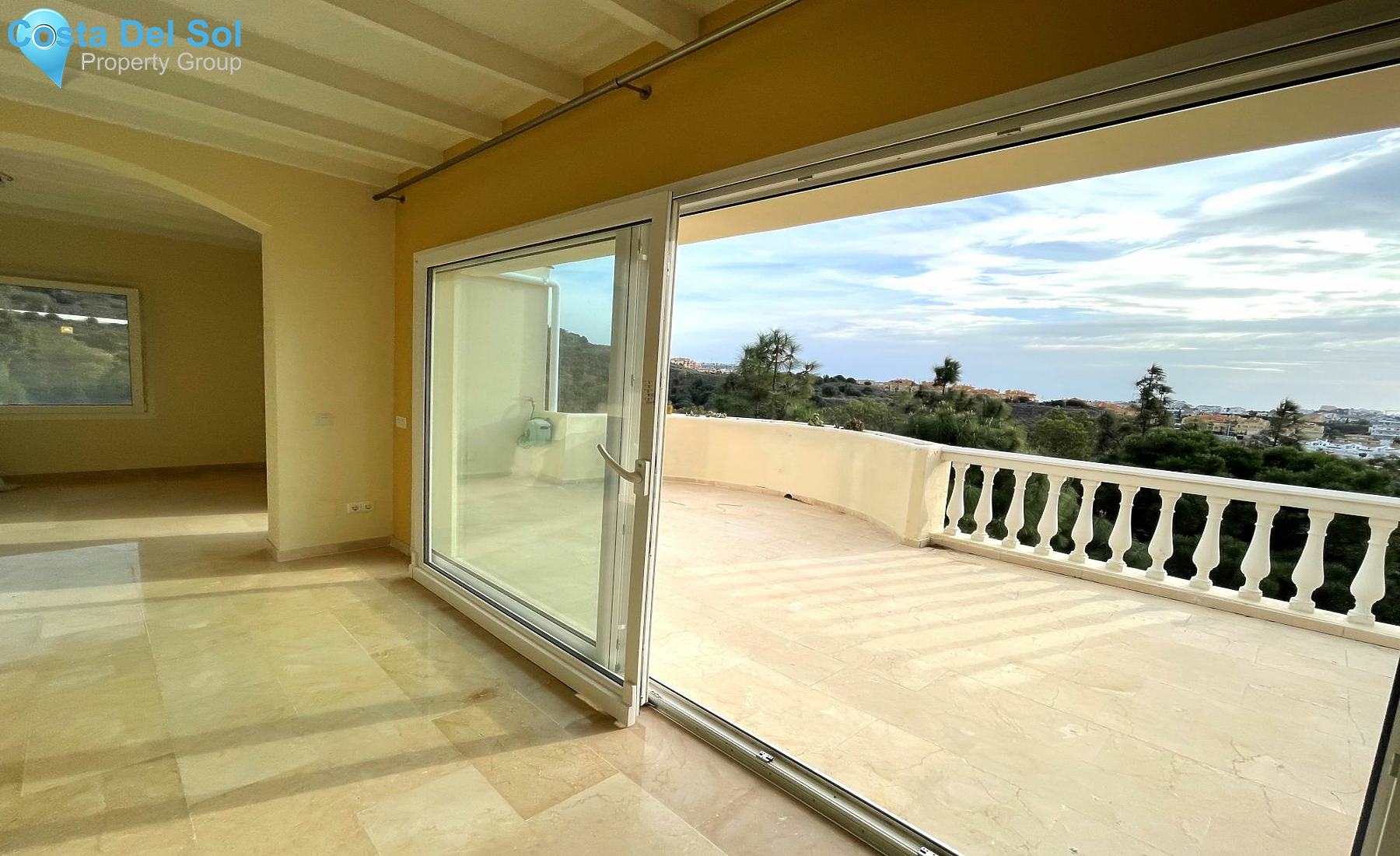 Semi-Detached House in Calahonda-1189471