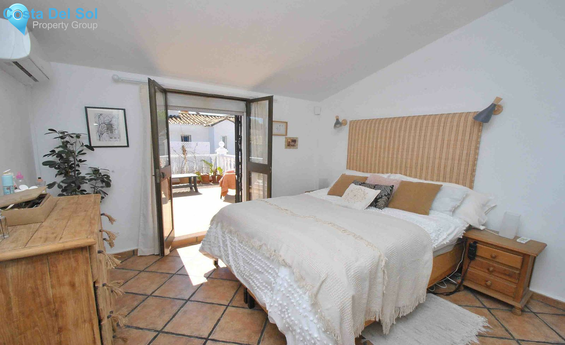 Semi-Detached House in Calahonda-1514786