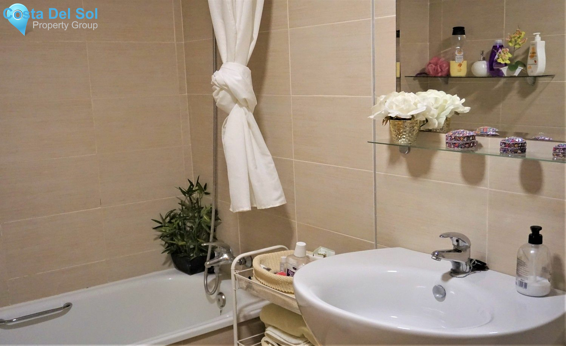 Semi-Detached House in Caleta de Vélez-1197320