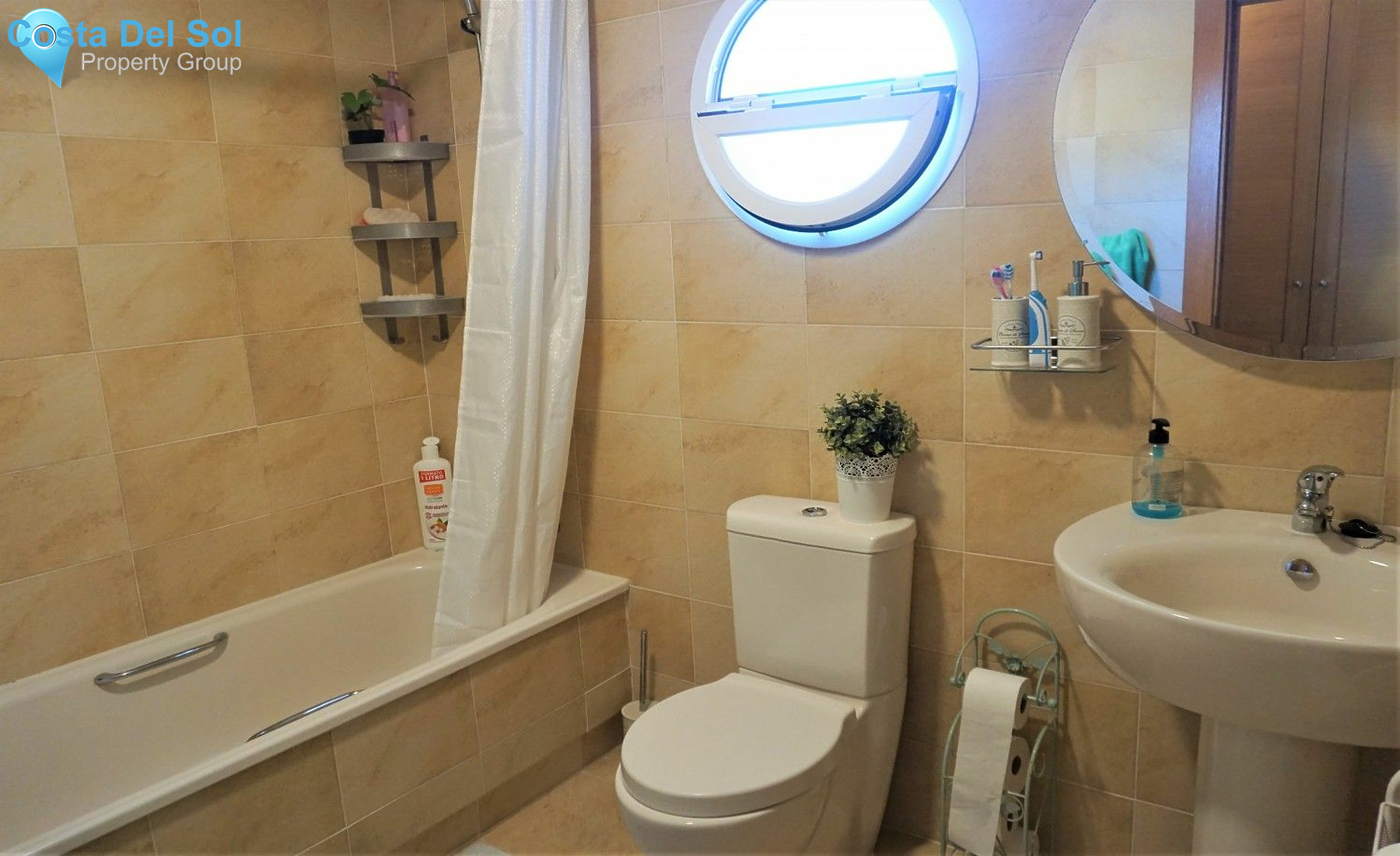 Semi-Detached House in Caleta de Vélez-1197323