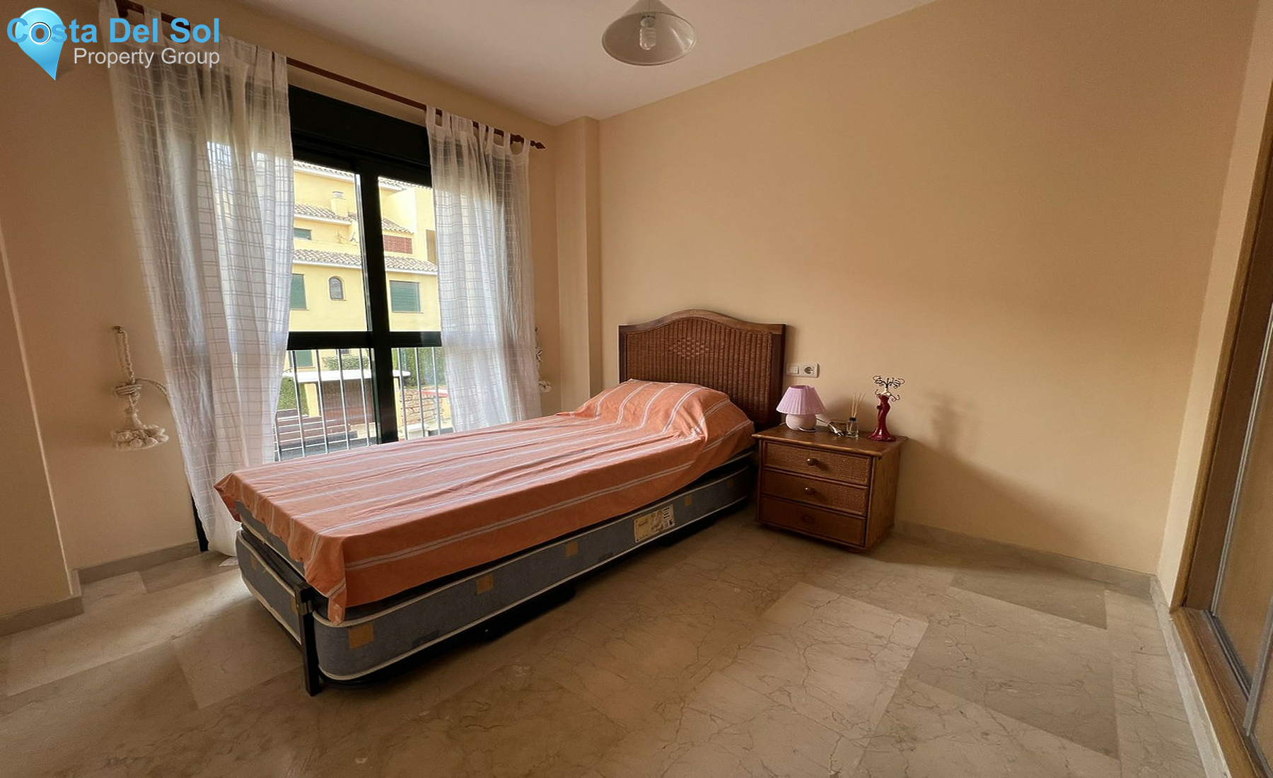 Semi-Detached House in Cancelada-1543182