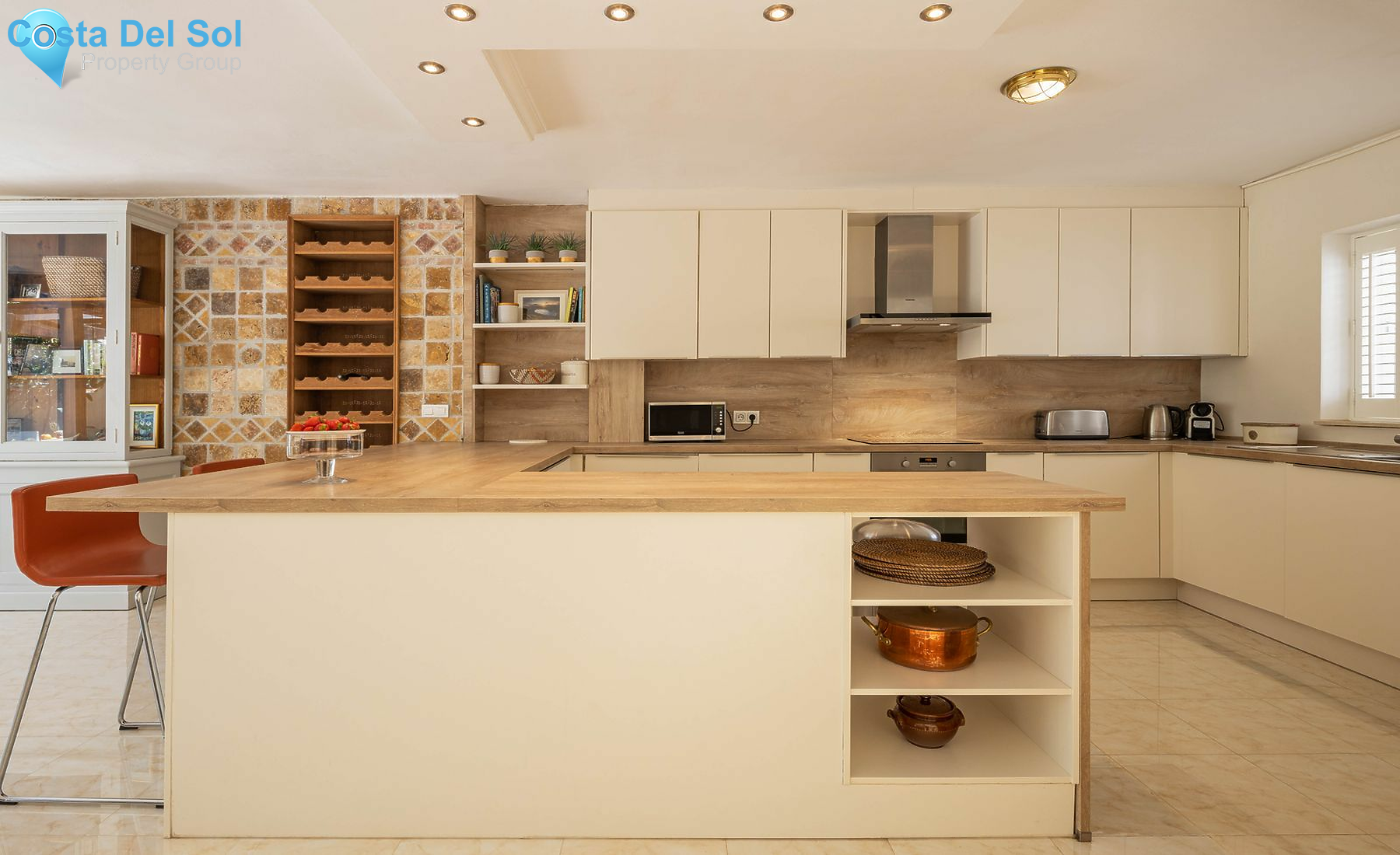 Semi-Detached House in Diana Park-1146766