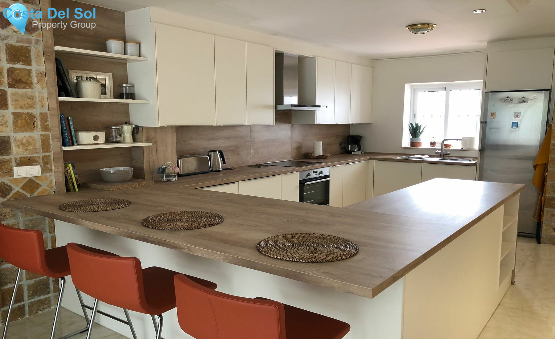 Semi-Detached House in Diana Park-1146767