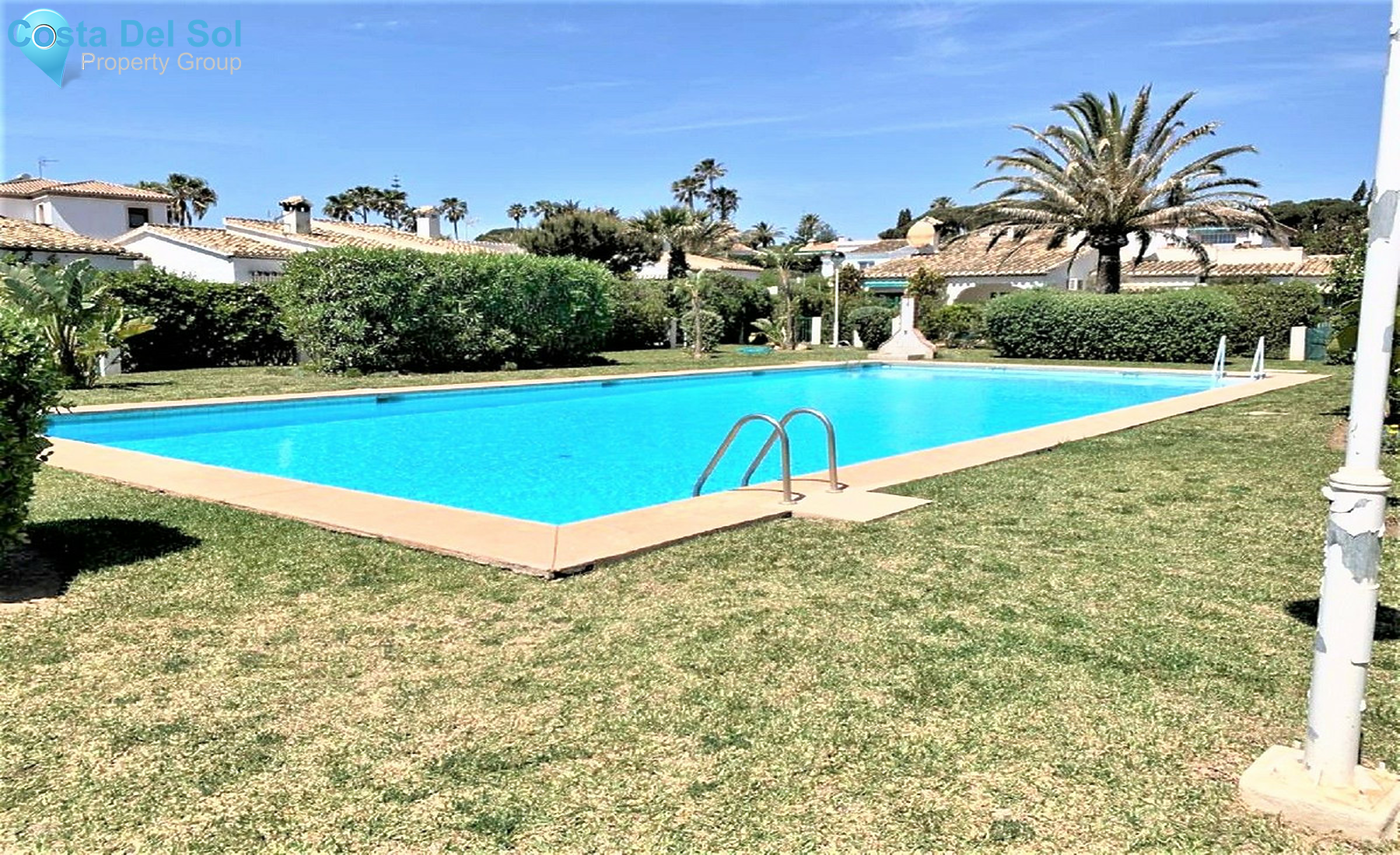 Semi-Detached House in El Chaparral