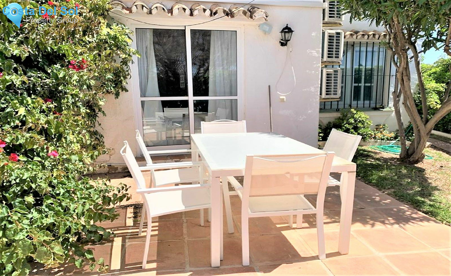 Semi-Detached House in El Chaparral-1200060