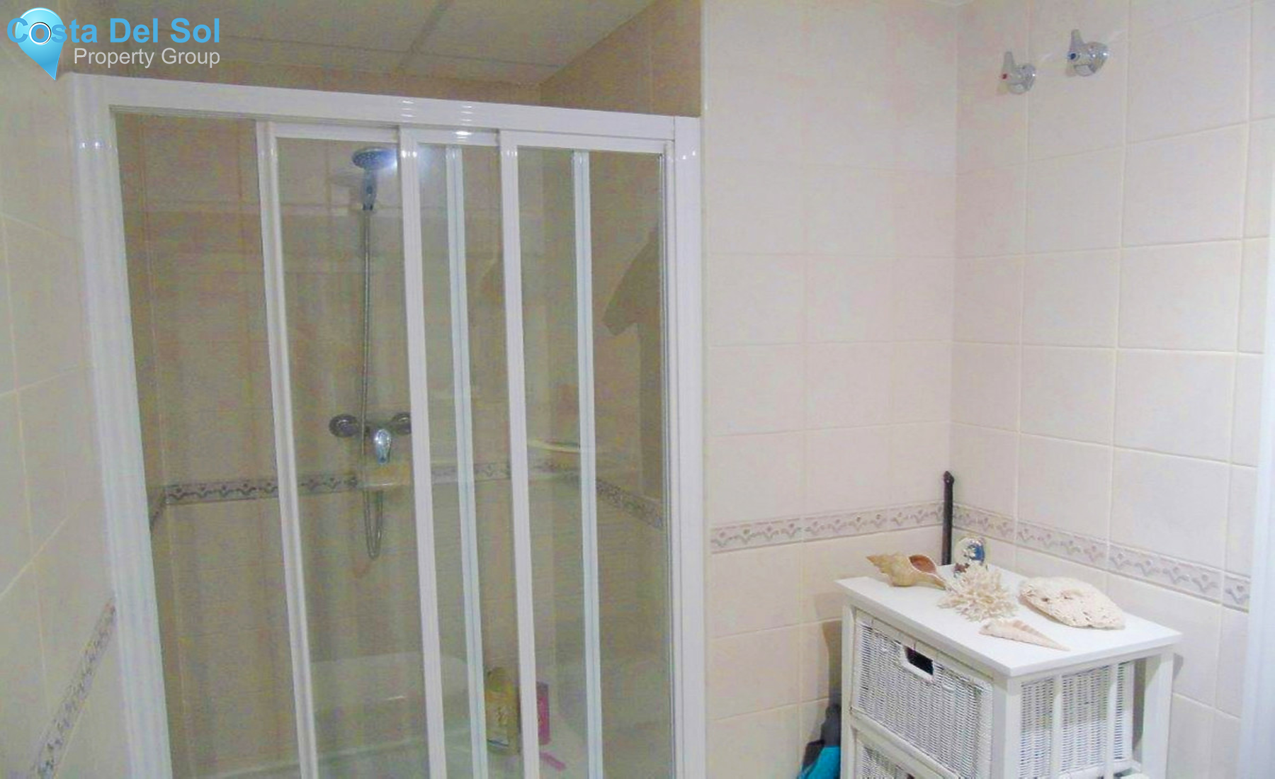 Semi-Detached House in El Paraiso-1325172