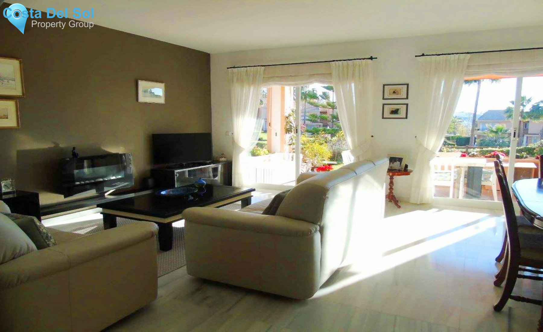 Semi-Detached House in El Paraiso-694127