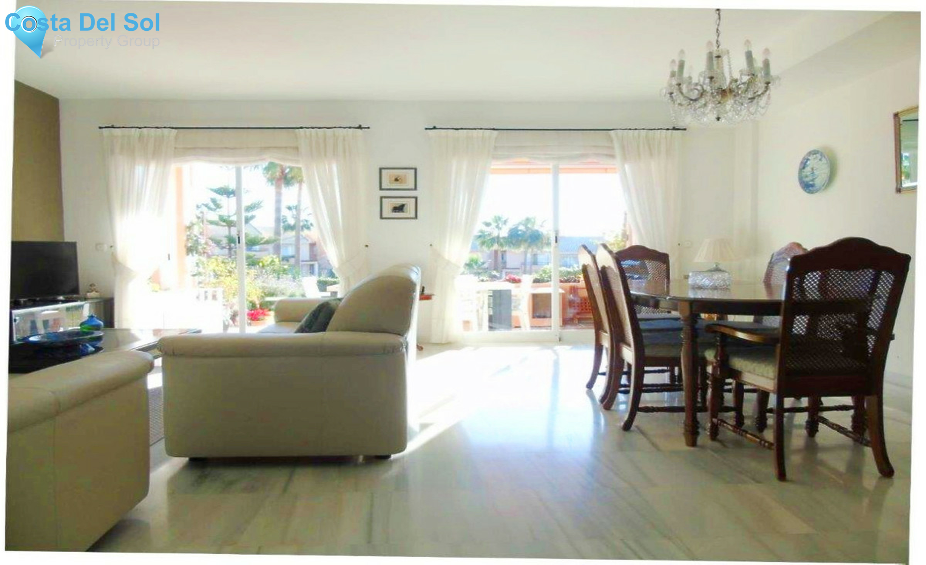 Semi-Detached House in El Paraiso-694124