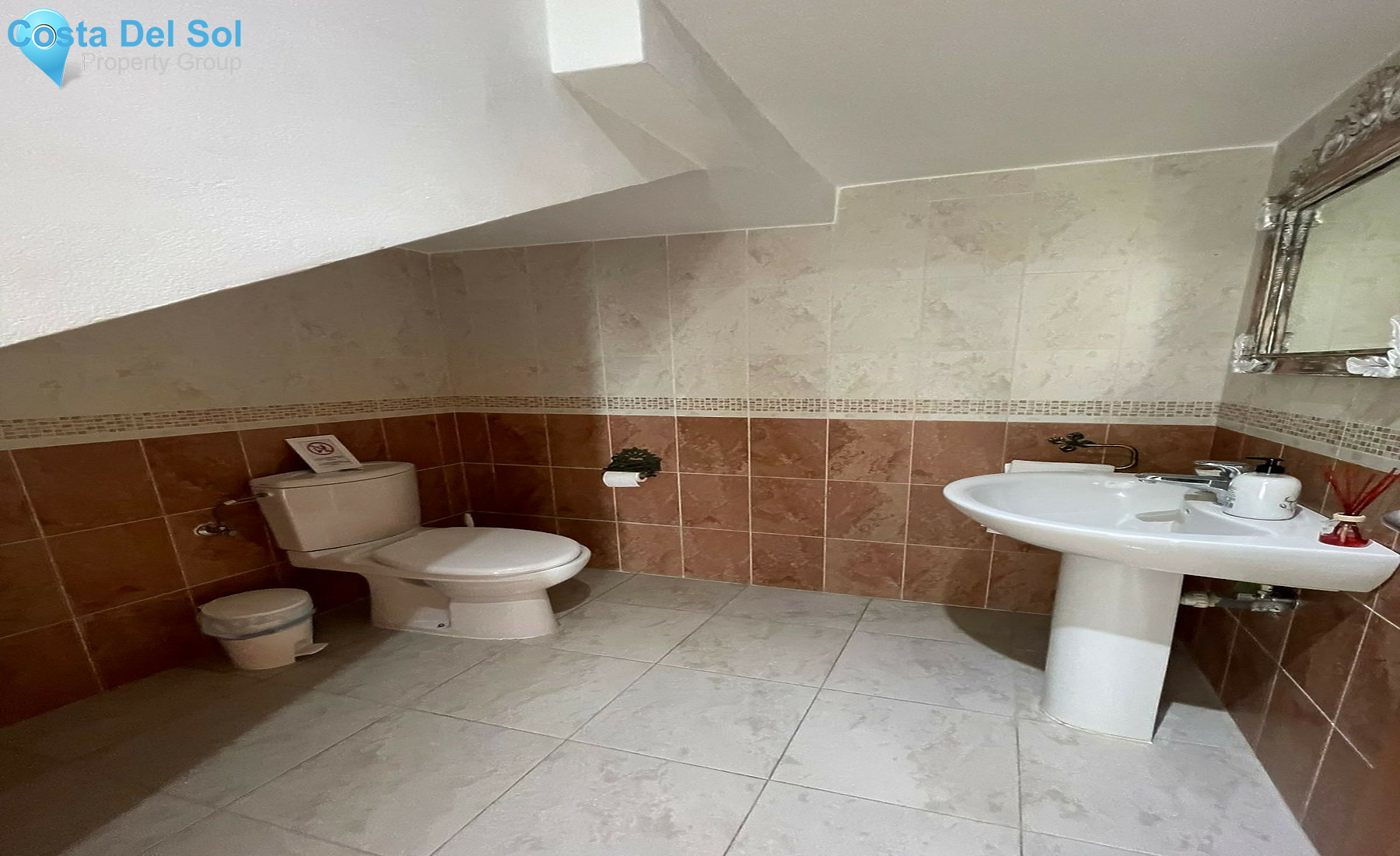 Semi-Detached House in El Rosario-1410009