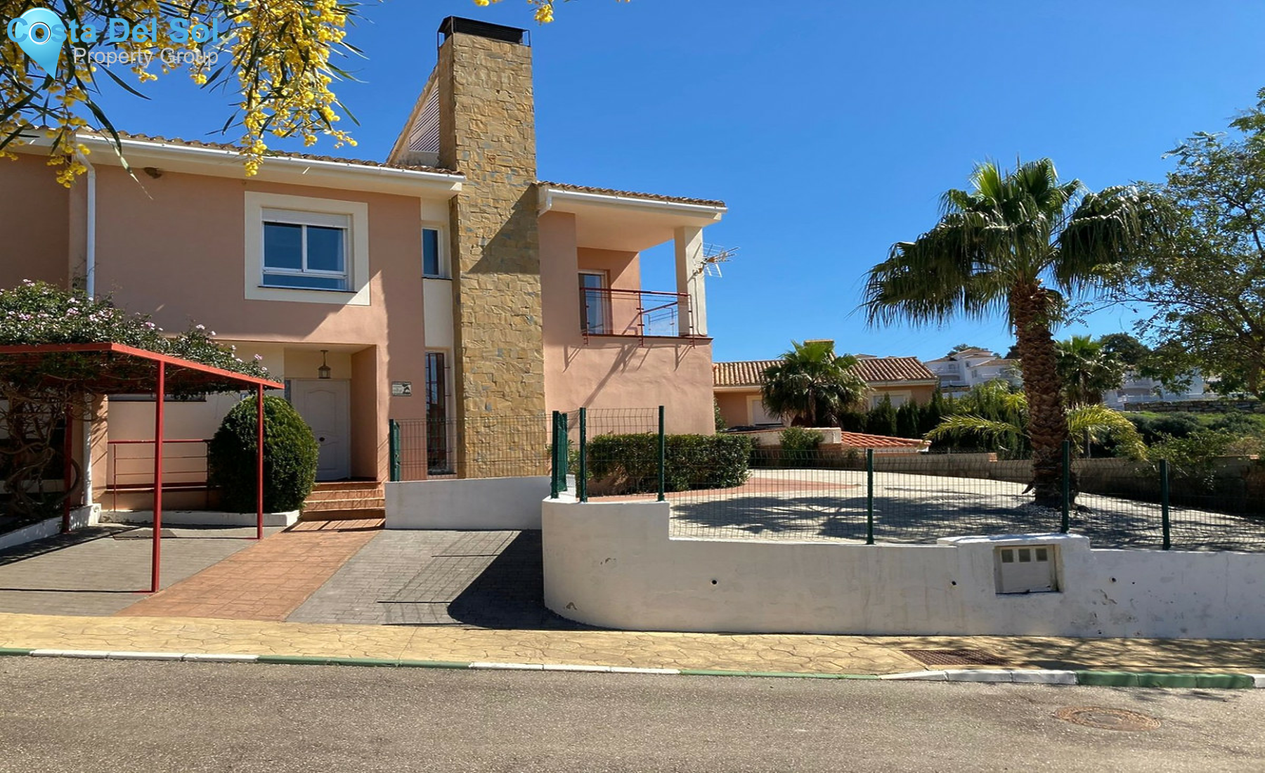 Semi-Detached House in Estepona-1250231