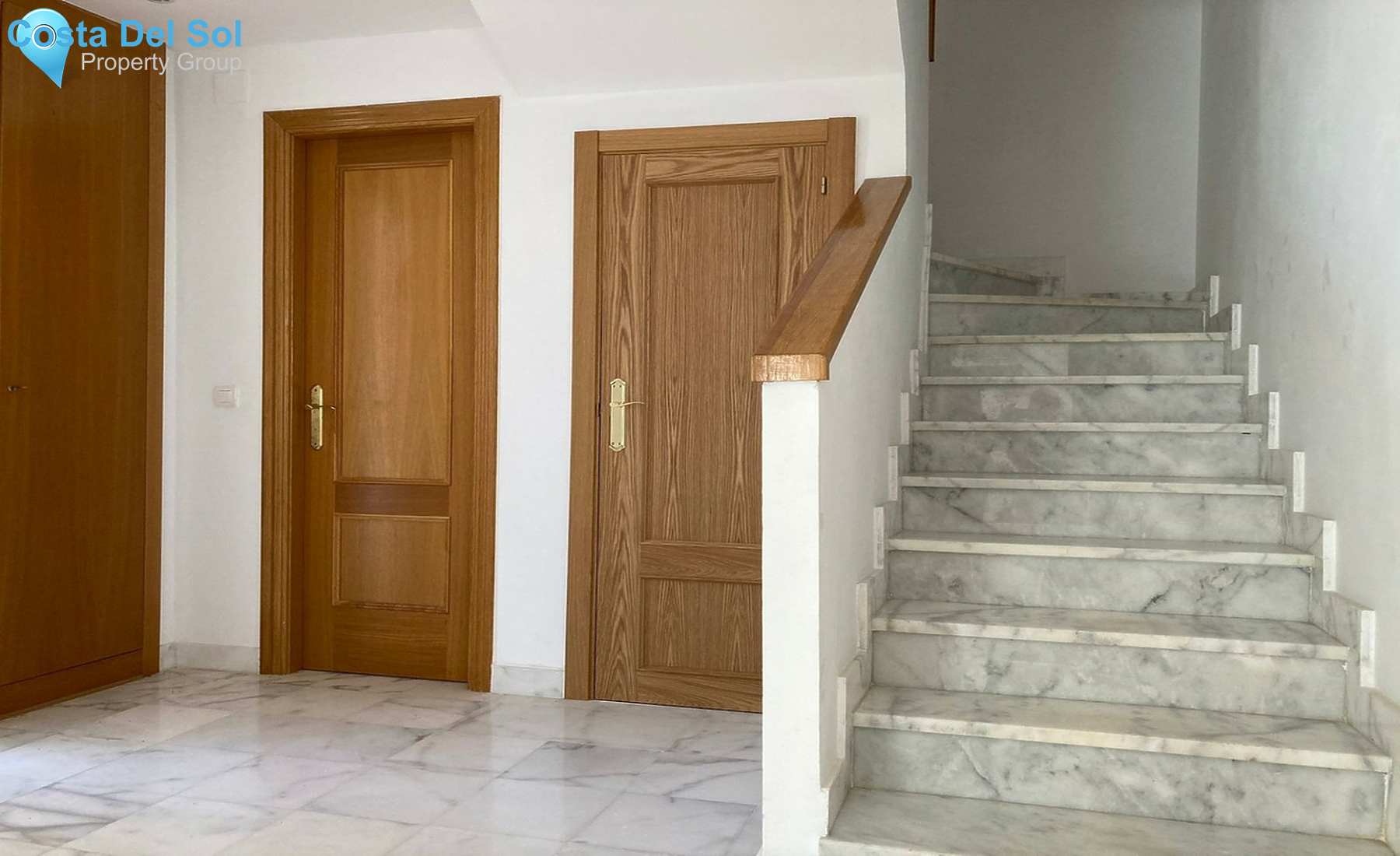 Semi-Detached House in Estepona-1250219