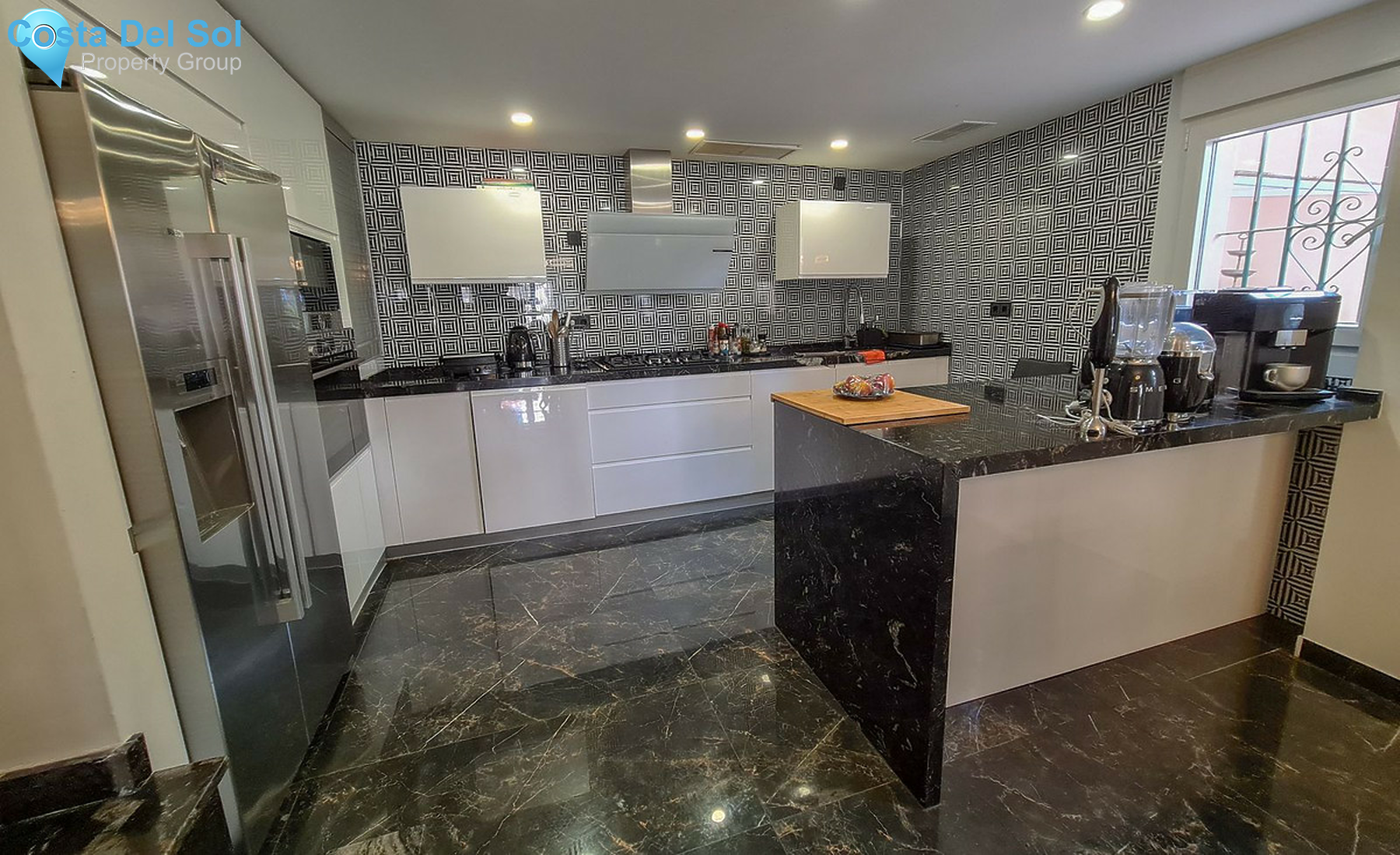 Semi-Detached House in Estepona-1260182